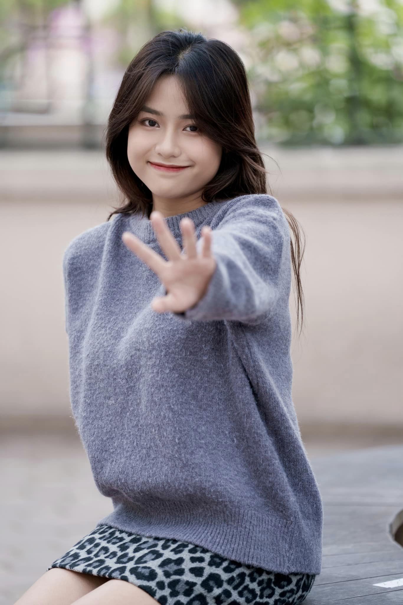 Hường Bear quên tắt livestream lộ clip