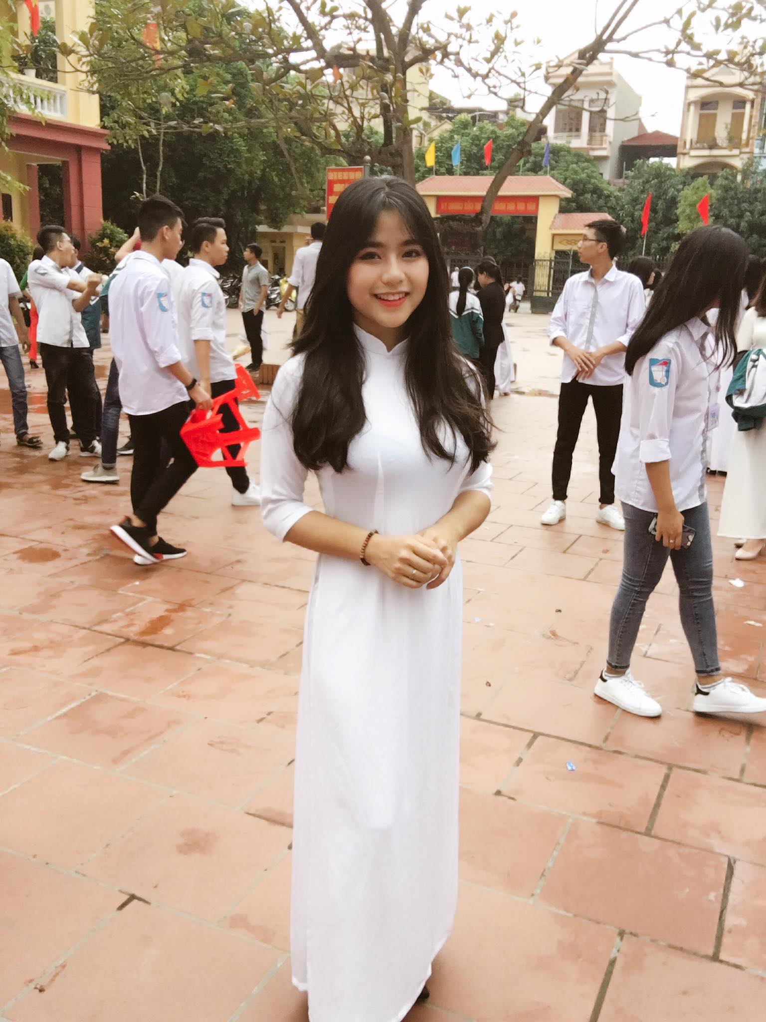 Hường Bear quên tắt livestream lộ clip