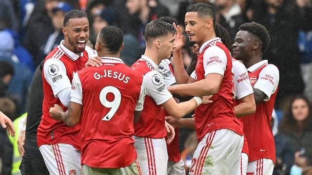 Arsenal cần điểm trong cuộc đua vô địch