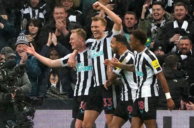 Newcastle hướng tới mục tiêu thứ 3 chung cuộc