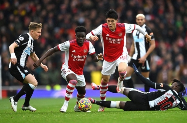 Newcastle khiến Arsenal ra về tay trắng