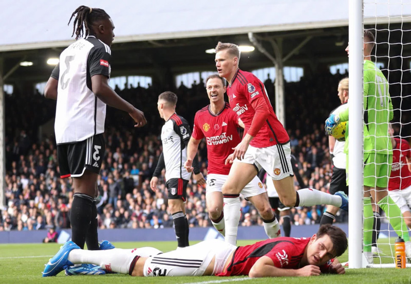 Kèo hiệp 2, Soi kèo Everton vs Man United
